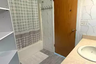 300 Farington Blvd, Holland, MI 49423 - Photo 11