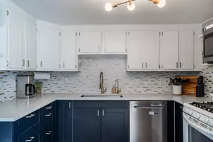 1447 71 1/2 St, South Haven, MI 49090 - Photo 9