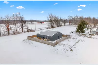 7505 E Reading Road E, Pittsford, MI 49271 - Photo 11