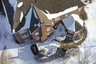 838 Real Quiet Ct, Saline, MI 48176 - Photo 11