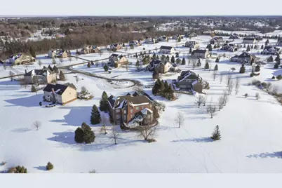 838 Real Quiet Court, Saline, MI 48176 - Photo 9