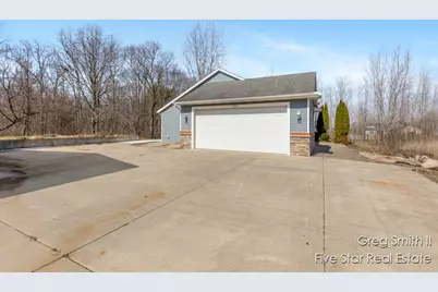 4230 Fenwick Drive, Dorr, MI 49323 - Photo 11