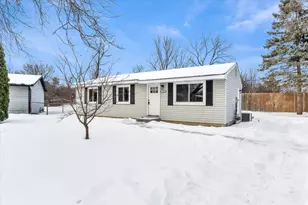 12 Faust Ct, Ann Arbor, MI 48108 - Photo 3