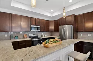 5635 Arbor Chase Dr, Ann Arbor, MI 48103 - Photo 17