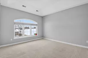 5635 Arbor Chase Dr, Ann Arbor, MI 48103 - Photo 27