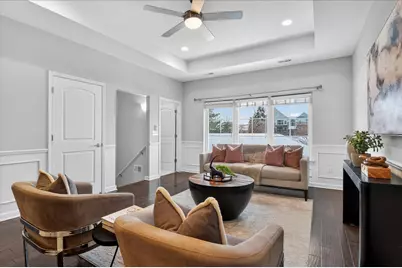 5635 Arbor Chase Drive, Ann Arbor, MI 48103 - Photo 7