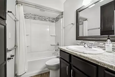 636 Village Lane, Jenison, MI 49428 - Photo 9