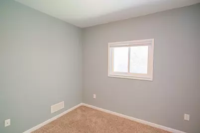 66 E Isabella Avenue, Muskegon, MI 49442 - Photo 41