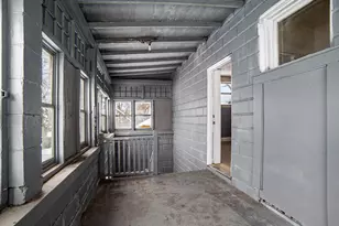 66 E Isabella Ave, Muskegon, MI 49442 - Photo 17