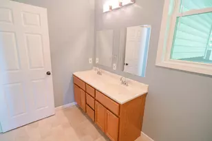 66 E Isabella Ave, Muskegon, MI 49442 - Photo 29