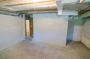 66 E Isabella Ave, Muskegon, MI 49442 - Photo 43