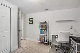 5077 Melmax St, Norton Shores, MI 49441 - Photo 17