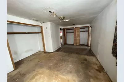 320 Lutzke Road, Saginaw, MI 48609 - Photo 9