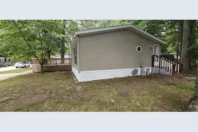 14487 Magnolia Drive, Grand Haven, MI 49417 - Photo 3