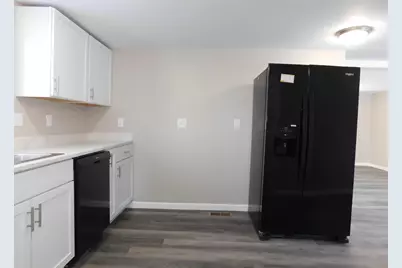 462 W Main Street, Grand Ledge, MI 48837 - Photo 5