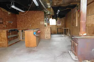 462 W Main St, Grand Ledge, MI 48837 - Photo 31