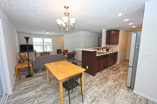 50035 Forest Rd, Dowagiac, MI 49047 - Photo 9