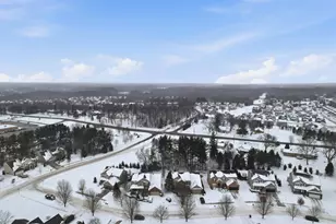 929 River Rock Dr, Holly, MI 48442 - Photo 35