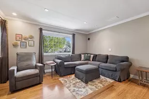 959 Menominee Dr, Howell, MI 48843 - Photo 7