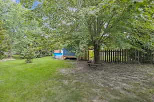 959 Menominee Dr, Howell, MI 48843 - Photo 59