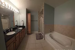 613 S Grand Ave, Lansing, MI 48933 - Photo 21