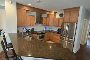 613 S Grand Ave, Lansing, MI 48933 - Photo 9