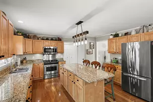 13574 Orchard Ct, Gregory, MI 48137 - Photo 7