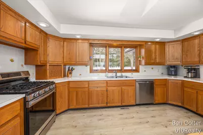 6703 Golfside Court, Saranac, MI 48881 - Photo 17