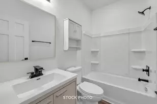 502 E Hatch St, Sturgis, MI 49091 - Photo 9
