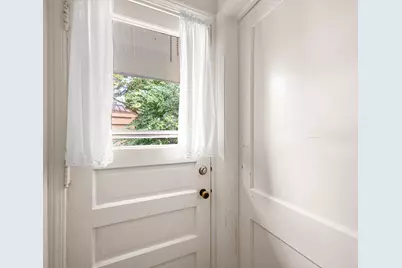 601 Cressfield Lane, Ann Arbor, MI 48103 - Photo 17