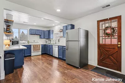 152 W Holland Lake Drive, Sheridan, MI 48884 - Photo 11