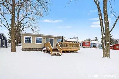 152 W Holland Lake Drive, Sheridan, MI 48884 - Photo 33