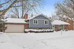 2134 Ascot Rd, Ann Arbor, MI 48103 - Photo 3