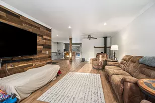 9708 Oakview Dr, Portage, MI 49024 - Photo 5