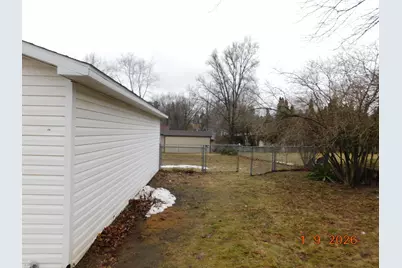 380 12th Street, Manistee, MI 49660 - Photo 5