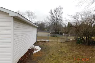 380 12th St, Manistee, MI 49660 - Photo 5