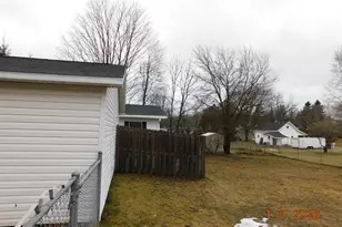 380 12th St, Manistee, MI 49660 - Photo 7