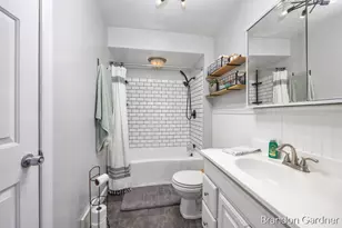 826 Richmond St NW, Grand Rapids, MI 49504 - Photo 11