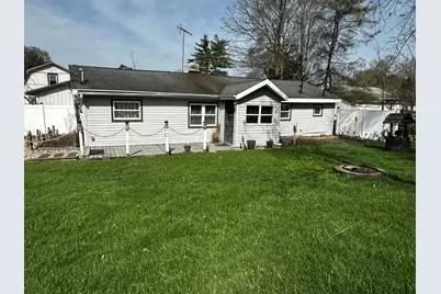 520 W Jessie Road, Sanford, MI 48657 - Photo 1