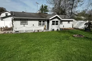 520 W Jessie Rd, Sanford, MI 48657 - Photo 1