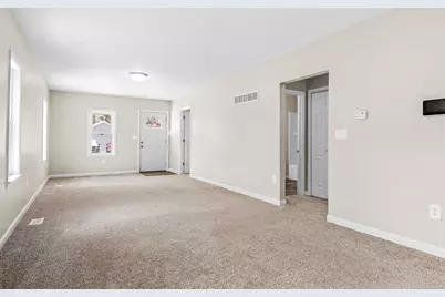 923 Wayne Street, Jackson, MI 49202 - Photo 5