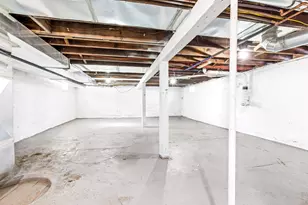 923 Wayne St, Jackson, MI 49202 - Photo 17