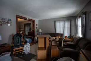 316 Jones St, Lansing, MI 48912 - Photo 3