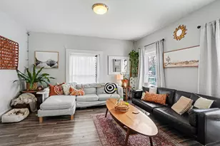 913 Elliott Ave, Grand Haven, MI 49417 - Photo 5