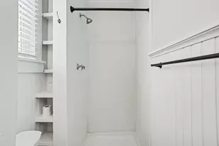 913 Elliott Ave, Grand Haven, MI 49417 - Photo 29