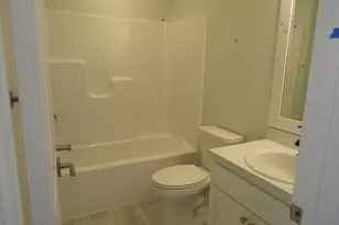 15706 Hawley Dr, Grand Haven, MI 49417 - Photo 17