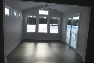 15706 Hawley Dr, Grand Haven, MI 49417 - Photo 9