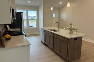 15708 Hawley Dr, Grand Haven, MI 49417 - Photo 7