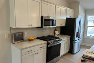 15708 Hawley Dr, Grand Haven, MI 49417 - Photo 9