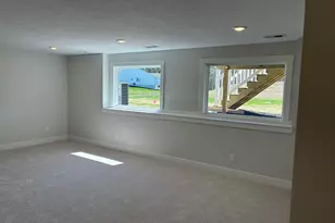 15708 Hawley Dr, Grand Haven, MI 49417 - Photo 33
